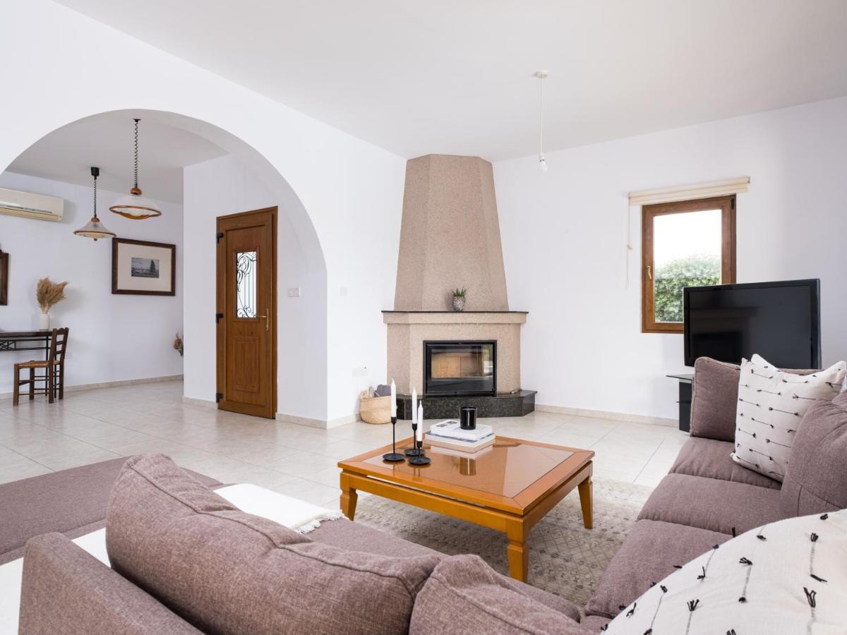 Almond Grove Luxury Villa Wprivate Pool Szímu Kültér fotó