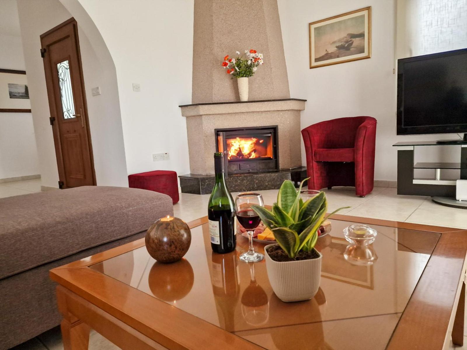 Almond Grove Luxury Villa Wprivate Pool Szímu Kültér fotó